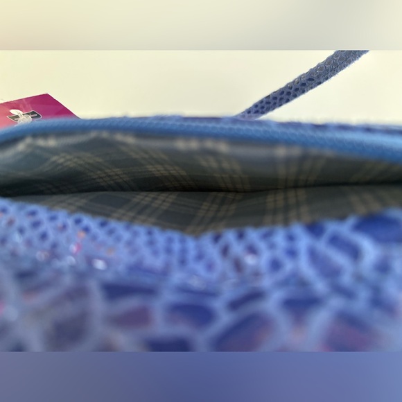 NWT Pinky vintage leather shoulder blue Snakeskin bag. Very soft thin strap - Picture 4 of 6